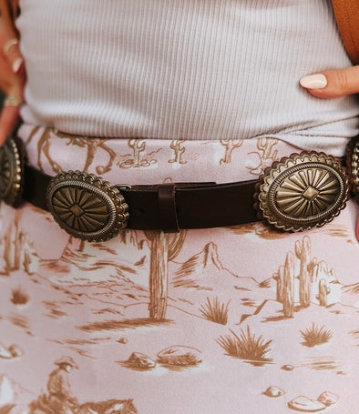 Leather Vintage Oval Concho Belt