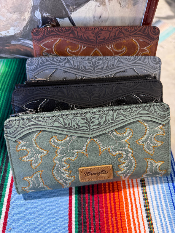 Woman’s Wrangler Boot stitched Wallet